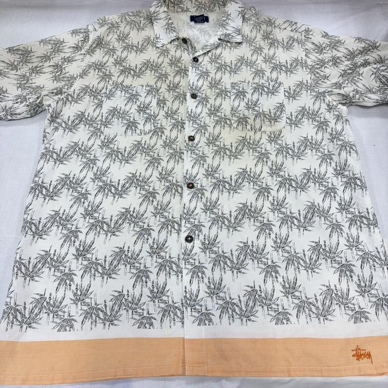 ステューシー STUSSY シャツ、ブラウス 半袖 90s OLD バンブー柄 半袖 アロハシャツ ロゴ 刺繍 オープンカラー フェード XL 総柄 X プリント X ロゴ、文字 X 刺繍 白 / ホワイト / white X 黒 / ブラック / black X 橙 / オレンジ / orange メンズ USED 古着 中古 50168408