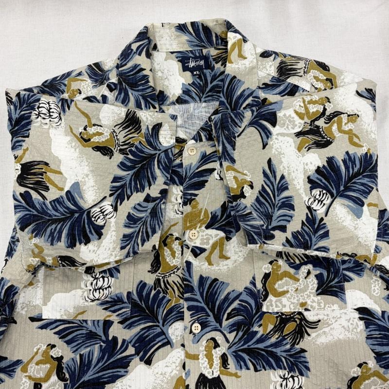 ステューシー STUSSY シャツ、ブラウス 半袖 90s OLD USA製 半袖 アロハシャツ オープンカラー ハワイアン リーフ 総柄 プリント 紺タグ XL 総柄 X プリント ベージュ / ベージュ / beige X 紺 / ネイビー / navy X 白 / ホワイト / white メンズ USED 古着 中古 50168416