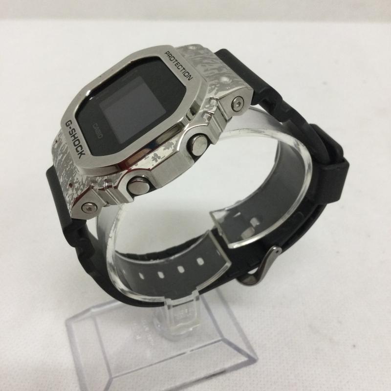 ジーショック G-SHOCK 腕時計 デジタル G-SHOCK ORIGIN メタルカバード グランジ　カモフラージュ GM-5600GC - 黒 / ブラック / black X 銀 / シルバー / silver color メンズ USED 古着 中古 50168459