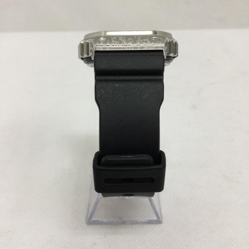 ジーショック G-SHOCK 腕時計 デジタル G-SHOCK ORIGIN メタルカバード グランジ　カモフラージュ GM-5600GC - 黒 / ブラック / black X 銀 / シルバー / silver color メンズ USED 古着 中古 50168459
