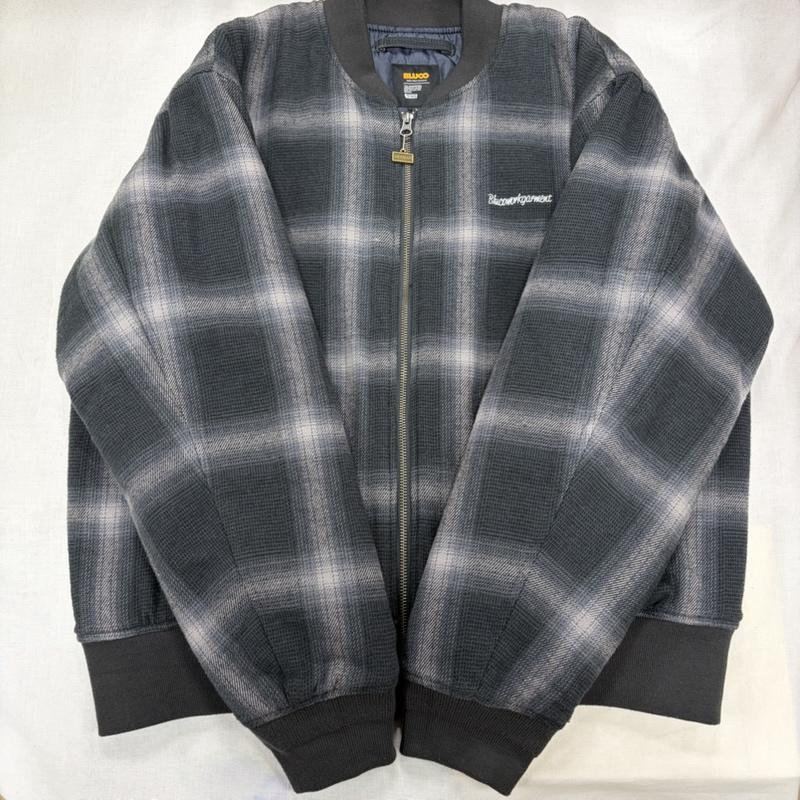 ブルコ BLUCO ジャケット、上着 ジャンパー、ブルゾン オンブレチェック ボンバージャケット ジップアップ ブルゾン 157-31-039 L チェック X ワンポイント X ロゴ、文字 X 刺繍 紺 / ネイビー / navy X 灰 / グレー / gray X 黒 / ブラック / black X 白 / ホワイト / white メンズ USED 古着 中古 50168463