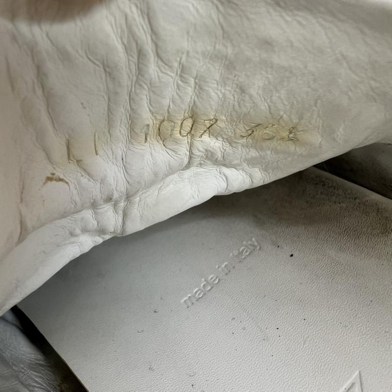 ルイヴィトン LOUIS VUITTON スニーカー スニーカー モノグラム スニーカー size35 1/2 - 白 / ホワイト / white X 銀 / シルバー / silver color レディース USED 古着 中古 50168511