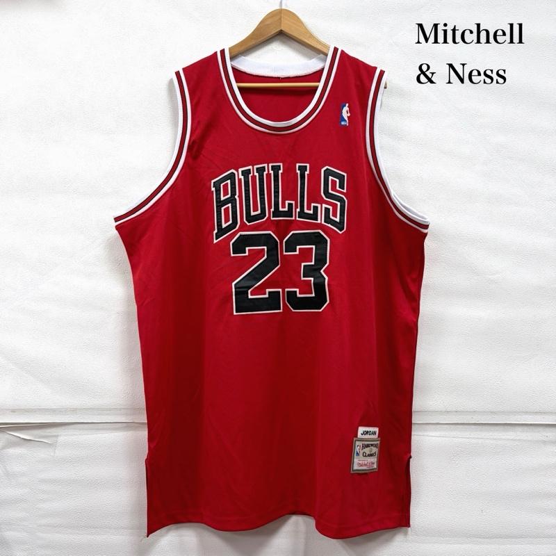 ミッチェルアンドネス Mitchell&Ness タンクトップ タンクトップ NBA マイケルジョーダン JORDAN シカゴ BULLS ブルズ タンクトップ ロゴ 刺繍 メモリアル ユニフォーム 23 - ロゴ、文字 X 刺繍 赤 / レッド / red X 黒 / ブラック / black X 白 / ホワイト / white メンズ USED 古着 中古 50168515