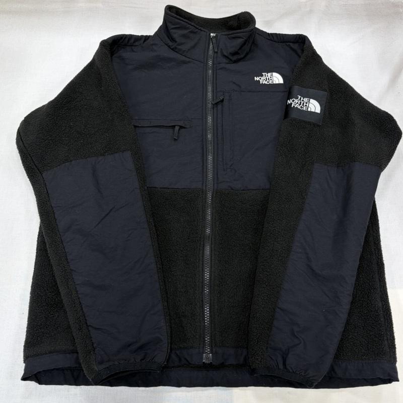 ザノースフェイス THE NORTH FACE ジャケット、上着 ジャンパー、ブルゾン DENALI JACKET デナリジャケット フリース ジップアップ ブルゾン ロゴ 刺繍 NA71831 M ワンポイント X ロゴ、文字 X 刺繍 黒 / ブラック / black X 白 / ホワイト / white メンズ USED 古着 中古 50168522