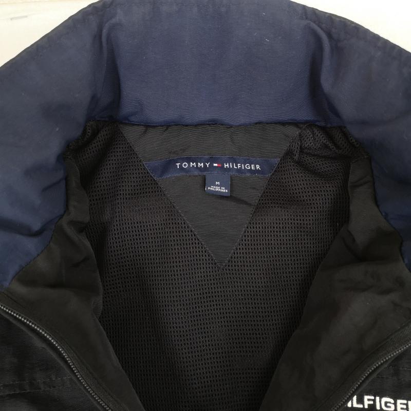 トミーヒルフィガー TOMMY HILFIGER ジャケット、上着 ジャンパー、ブルゾン フラッグロゴ ロゴ刺繡 裏地メッシュ ナイロン ジャケット M 黒 / ブラック / black メンズ USED 古着 中古 50168540