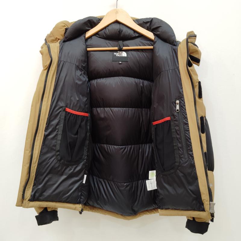 ザノースフェイス THE NORTH FACE ジャケット、上着 ダウンジャケット バルトロ ライト ジャケット ダウン コートND91950 M ベージュ / ベージュ / beige X 黒 / ブラック / black メンズ USED 古着 中古 50168572