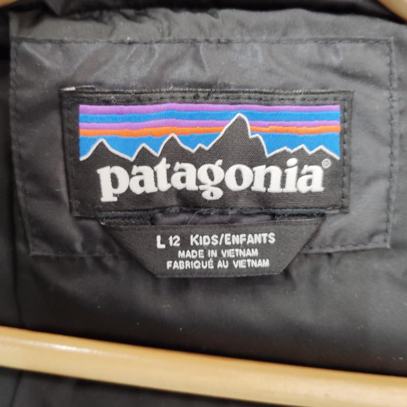 パタゴニア patagonia ジャケット、上着 ダウンジャケット ガールズ ダウン フォー ファン コート ロング丈 68255FA15 L 黒 / ブラック / black ガールズ USED 古着 中古 50168610