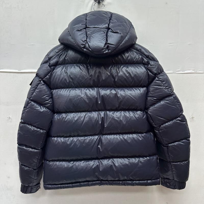 モンクレール MONCLER ジャケット、上着 ダウンジャケット MAYA GIUBBOTTO ダウン ジャケット F20911A53600 68950 1 紺 / ネイビー / navy メンズ USED 古着 中古 50168614