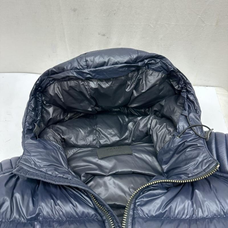 プラダ PRADA ジャケット、上着 ダウンジャケット トライアングル ロゴ ダウン ジャケット SGA654 R142 AR0 - 紺 / ネイビー / navy メンズ USED 古着 中古 50168615