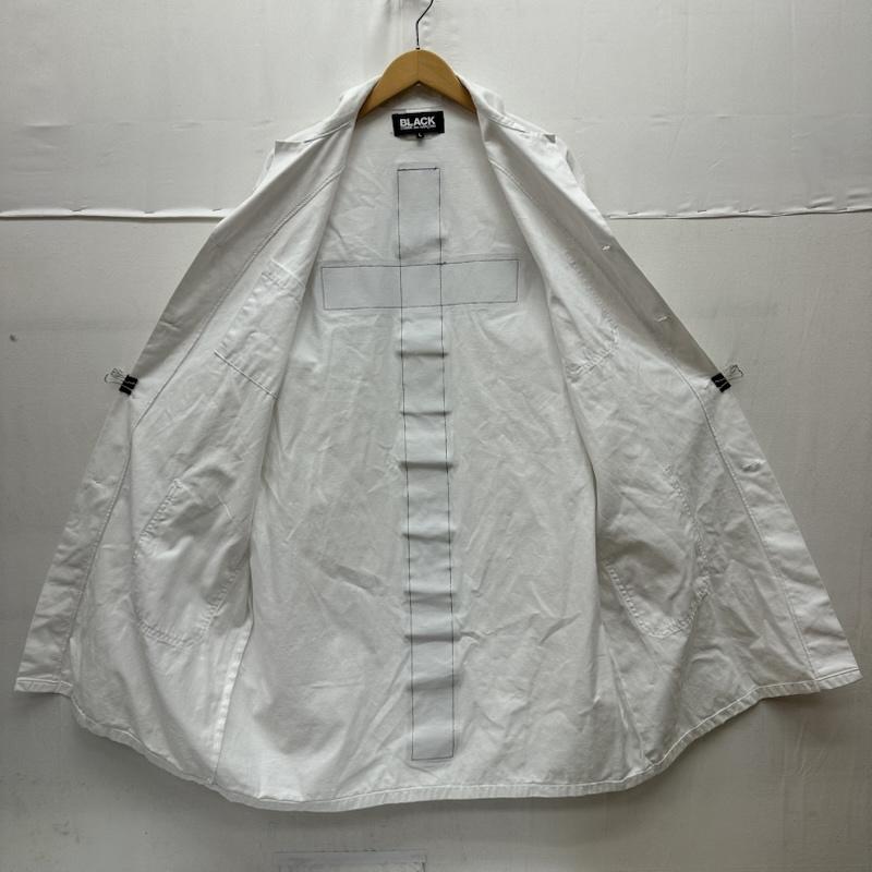 ブラックコムデギャルソン BLACK COMME des GARCONS コート コート一般 22SS ビッグクロス エンジニアード コート 1I-C006 L 白 / ホワイト / white メンズ USED 古着 中古 50168681