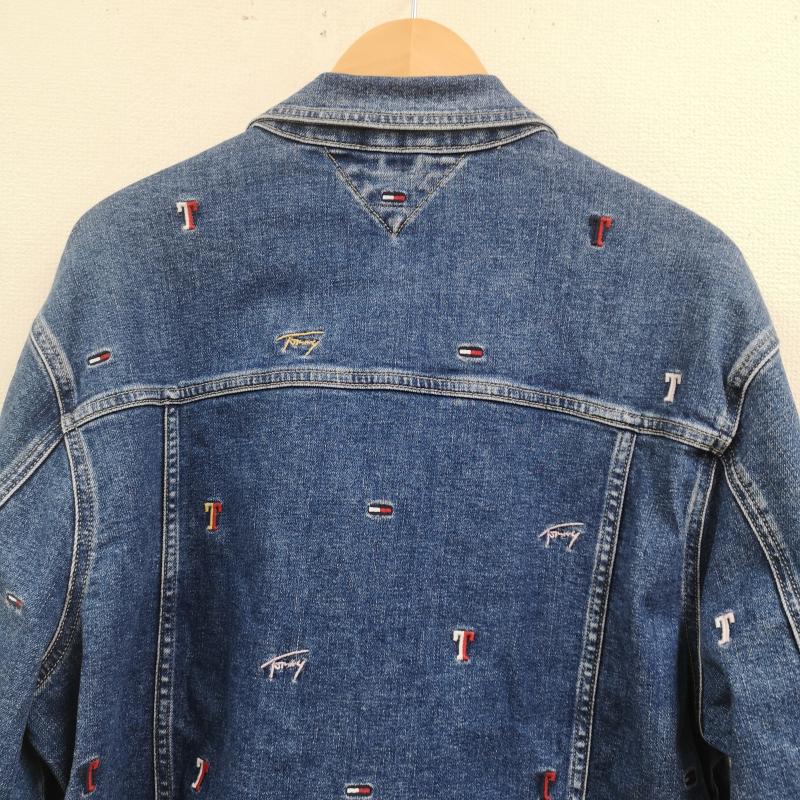 トミー ジーンズ TOMMY JEANS ジャケット、上着 ジャンパー、ブルゾン フラッグロゴ 刺繡 総柄 デニム トラッカー ジャケット Ｇジャン M インディゴ / インディゴ / Indigo メンズ USED 古着 中古 50168701