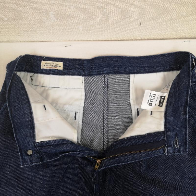 リーバイストラウスアンドコー Levi Strauss & co. パンツ デニム、ジーンズ フィリックス・ザ・キャット Felix the Cat タック デニム パンツ STAY LOOSE 28インチ インディゴ / インディゴ / Indigo メンズ USED 古着 中古 50168711