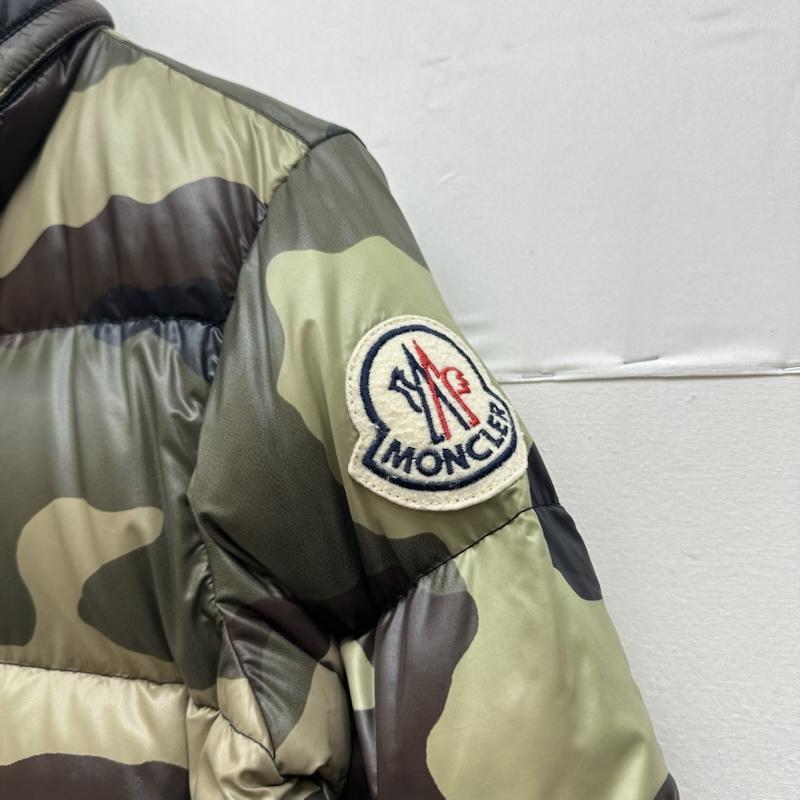 モンクレール MONCLER ジャケット、上着 ダウンジャケット カモフラ エベレスト ダウン ジャケット Z7HJ820 41310 50 68950 0 マルチカラー / マルチカラー / multicolor メンズ USED 古着 中古 50168715