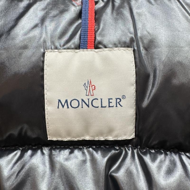 モンクレール MONCLER ジャケット、上着 ダウンジャケット カモフラ エベレスト ダウン ジャケット Z7HJ820 41310 50 68950 0 マルチカラー / マルチカラー / multicolor メンズ USED 古着 中古 50168715