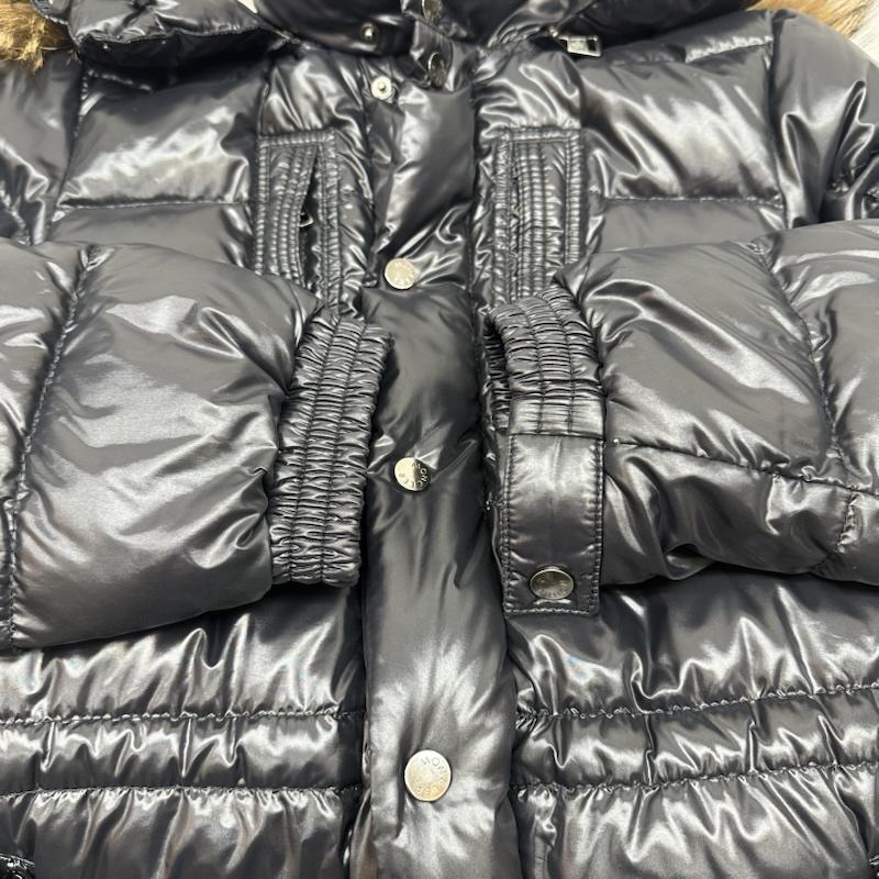 モンクレール MONCLER ジャケット、上着 ダウンジャケット ROD フード ファー ダウン ジャケット 0 黒 / ブラック / black メンズ USED 古着 中古 50168717
