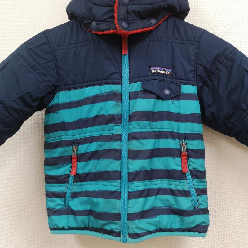 パタゴニア patagonia ジャケット、上着 ジャンパー、ブルゾン リバーシブル 2WAY ボーダー ボア ジャケット 61160 4 青 / ブルー / blue X 赤 / レッド / red ボーイズ USED 古着 中古 50168748