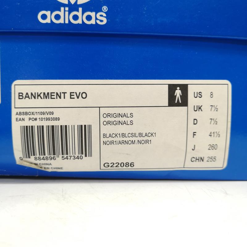 アディダス adidas スニーカー スニーカー Bankment Evolution ロゴ コーデュロイ スニーカー 26.0cm 黒 / ブラック / black メンズ USED 古着 中古 50168770