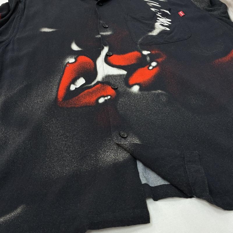 シュプリーム Supreme シャツ、ブラウス 半袖 20AW BLOW BACK RAYON S/S SHIRT リップ グラフィック アート オープンカラー レーヨン シャツ M メンズ USED 古着 中古 50168786