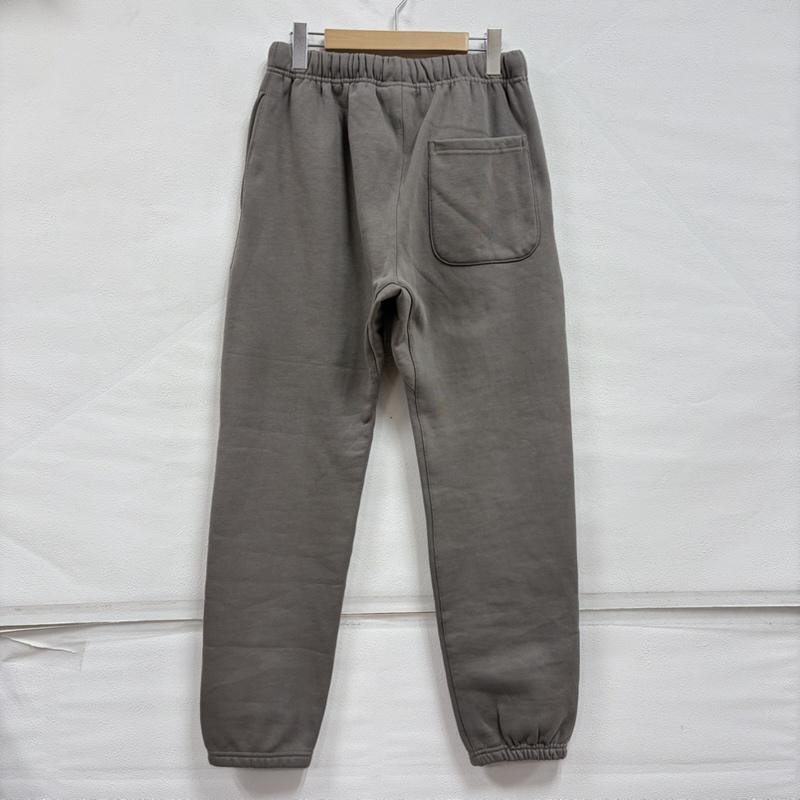エフオージーエッセンシャルズ FOG ESSENTIALS パンツ ワークパンツ、ペインターパンツ スウェット パンツ ロゴ 裏起毛 M ワンポイント X 無地 メンズ USED 古着 中古 50168824