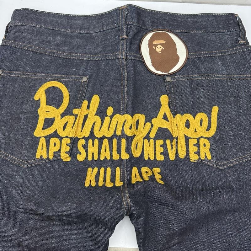 アベイシングエイプ A BATHING APE パンツ デニム、ジーンズ BAPE バック ロゴ 刺繍 リジッド デニム パンツ L インディゴ / インディゴ / Indigo メンズ USED 古着 中古 50168858
