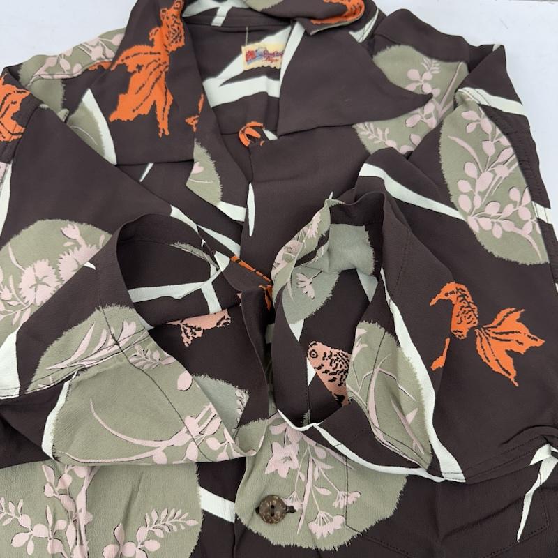 サンサーフ SUN SURF シャツ、ブラウス 半袖 和柄 金魚 レーヨン アロハ シャツ SS31604 M 茶 / ブラウン / brown メンズ USED 古着 中古 50168866