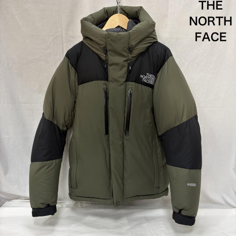 ザノースフェイス THE NORTH FACE ジャケット、上着 ダウンジャケット バルトロライトジャケット NA91950 GORE-TEX L NT ニュートープ L ロゴ、文字 カーキ / カーキ / khaki X 黒 / ブラック / black メンズ USED 古着 中古 50168872