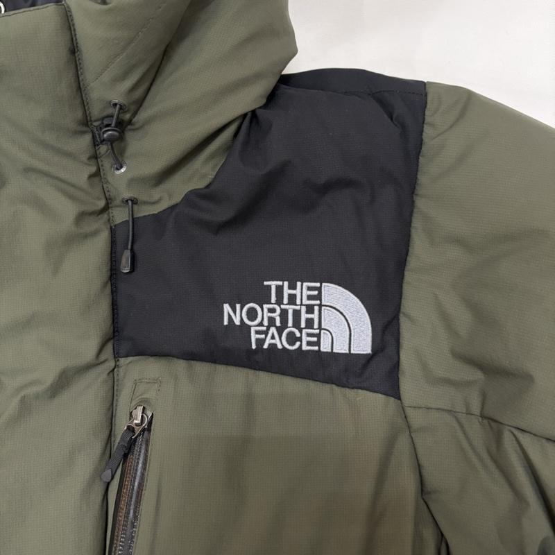 ザノースフェイス THE NORTH FACE ジャケット、上着 ダウンジャケット バルトロライトジャケット NA91950 GORE-TEX L NT ニュートープ L ロゴ、文字 カーキ / カーキ / khaki X 黒 / ブラック / black メンズ USED 古着 中古 50168872