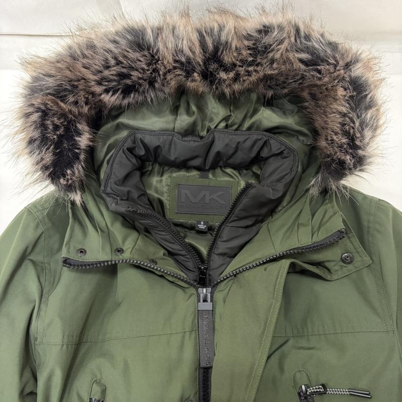 マイケルコース MICHAEL KORS ジャケット、上着 ジャンパー、ブルゾン Benson Faux Fur Trim Woven Parka MC27350 中綿 コート S 無地 カーキ / カーキ / khaki メンズ USED 古着 中古 50168881