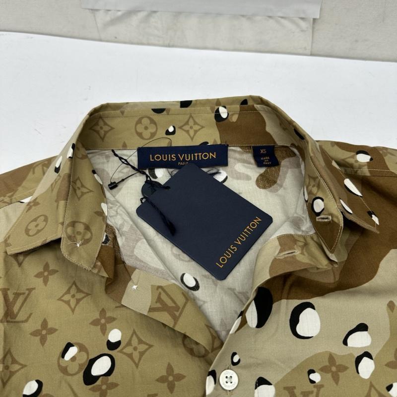 ルイヴィトン LOUIS VUITTON シャツ、ブラウス 長袖 20SS カモ モノグラム DNA オセアン 長袖 シャツ RM201M TKJ HIS07W XS 茶 / ブラウン / brown メンズ USED 古着 中古 50168923