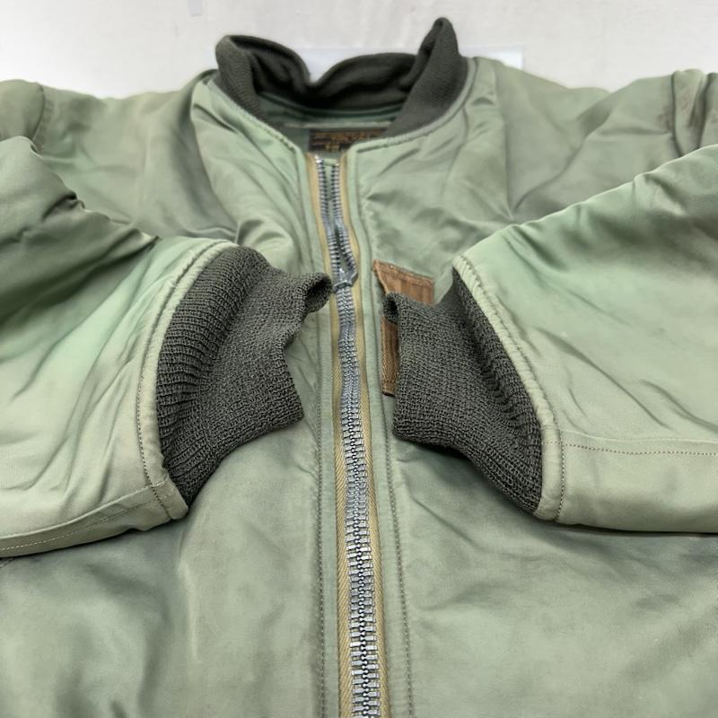 バズリクソンズ Buzz Rickson s ジャケット、上着 フライトジャケット MA-1 LION UNIFORM INC. フライト ジャケット BR10981 M カーキオリーブ / カーキオリーブ / メンズ USED 古着 中古 50168976