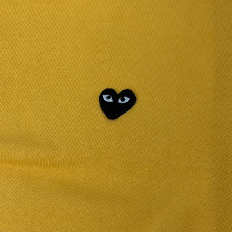 プレイコムデギャルソン PLAY COMME des GARCONS Tシャツ 半袖 ハートロゴ 刺繍 クルーネック Tシャツ M ロゴ、文字 黄 / イエロー / yellow メンズ USED 古着 中古 50168983