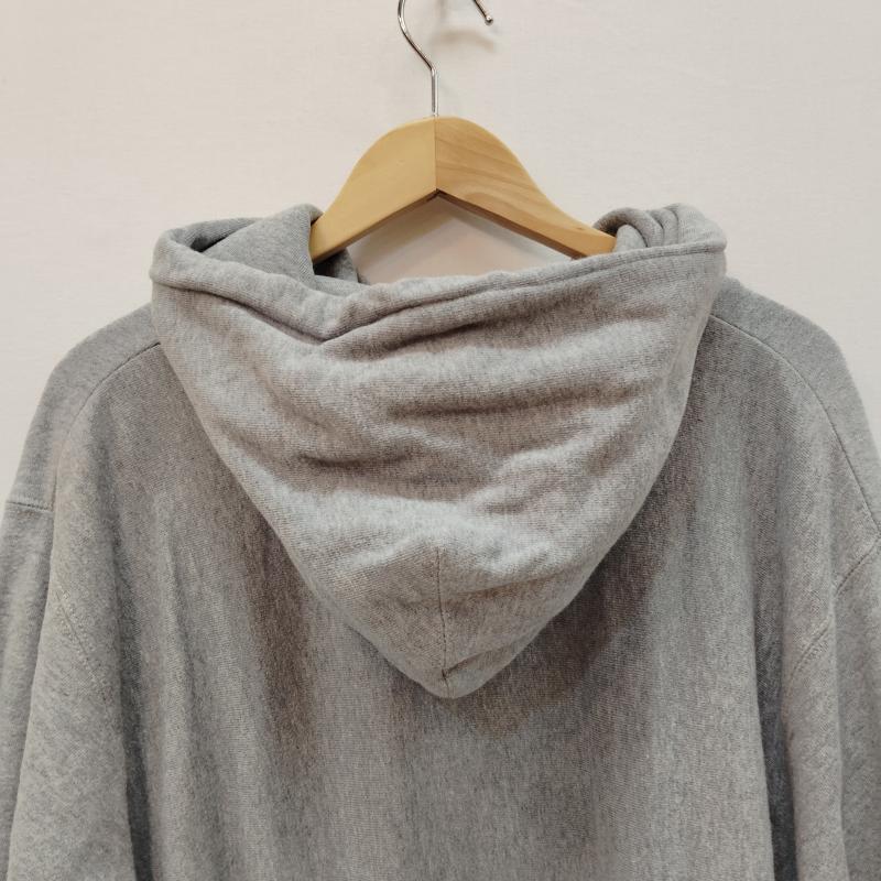 アンディフィーテッド UNDEFEATED パーカー 長袖 プルオーバー パーカー U ロゴ U-MAN グラフィック XL 灰 / グレー / gray メンズ USED 古着 中古 50168988