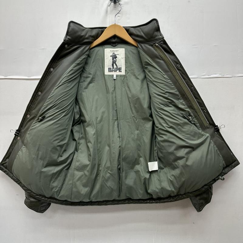 アベイシングエイプ A BATHING APE ジャケット、上着 ダウンジャケット M65 レザー ダウン ジャケット XS カーキオリーブ / カーキオリーブ / メンズ USED 古着 中古 50168992