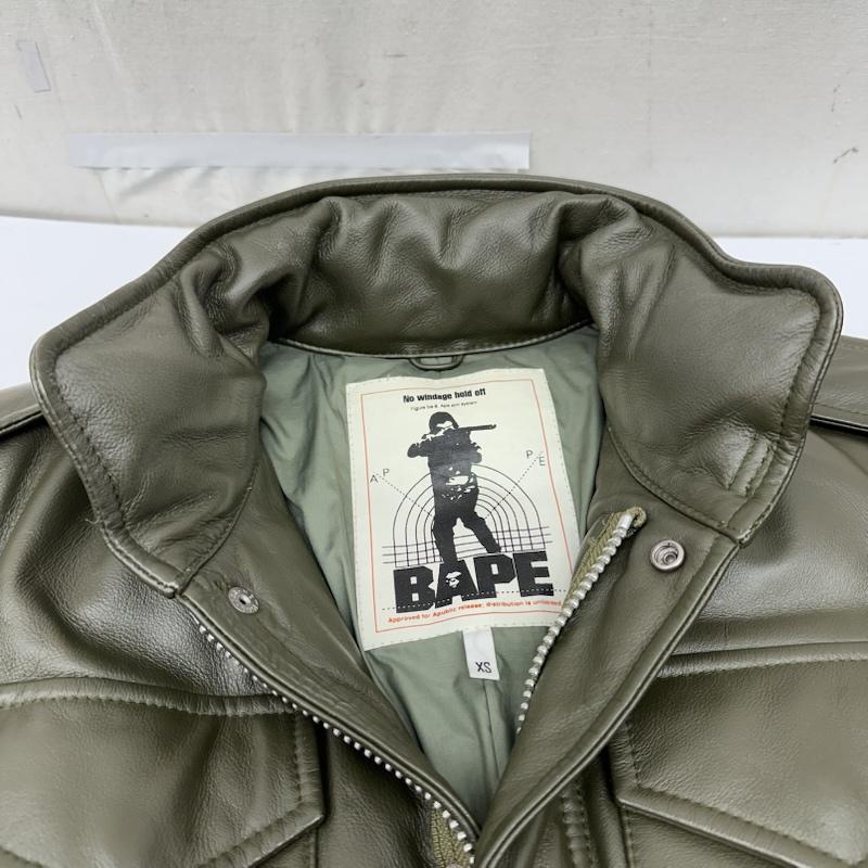 アベイシングエイプ A BATHING APE ジャケット、上着 ダウンジャケット M65 レザー ダウン ジャケット XS カーキオリーブ / カーキオリーブ / メンズ USED 古着 中古 50168992