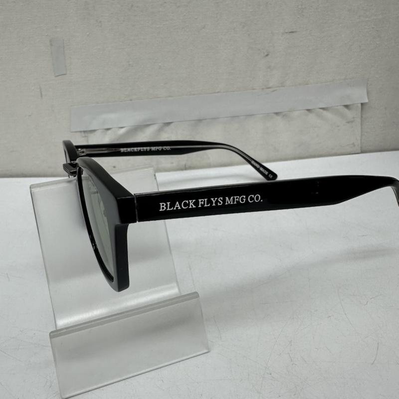 ブラックフライズ BLACK FLYS めがね・サングラス サングラス FLY CHESTER サングラス ケース付属 BF-1325-07 - 黒 / ブラック / black X 緑 / グリーン / green メンズ USED 古着 中古 50169047