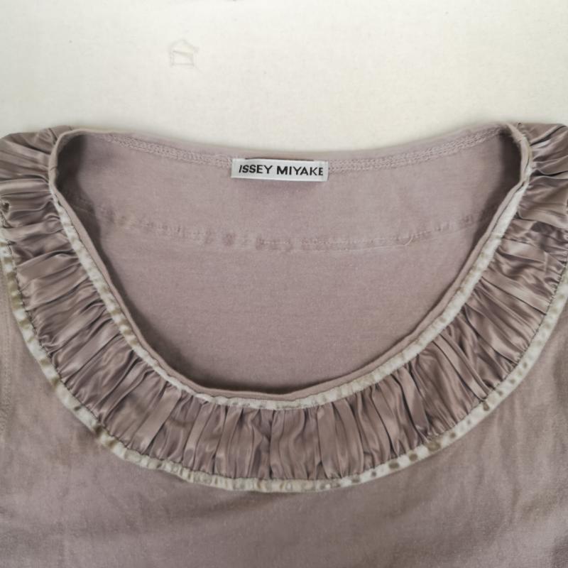 イッセイミヤケ ISSEY MIYAKE タンクトップ タンクトップ 日本製 サテン フリル ギャザー ノースリーブ タンクトップ IM51JK058 2 紫 / パープル / purple レディース USED 古着 中古 50169105