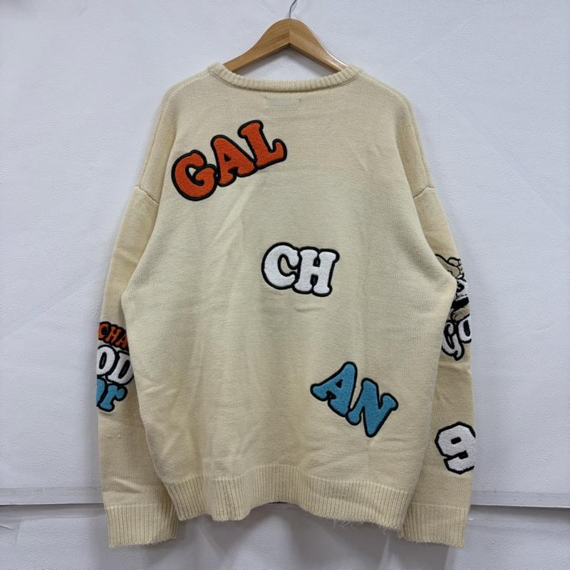 ガルフィー GALFY ニット、セーター 長袖 二代目わんわん 大学セーター クルーネック ニット 両面 ロゴ ワッペン サガラ刺繡 中型犬 L ロゴ、文字 X 刺繍 ナチュラル / ナチュラル / X マルチカラー / マルチカラー / multicolor メンズ USED 古着 中古 50169155