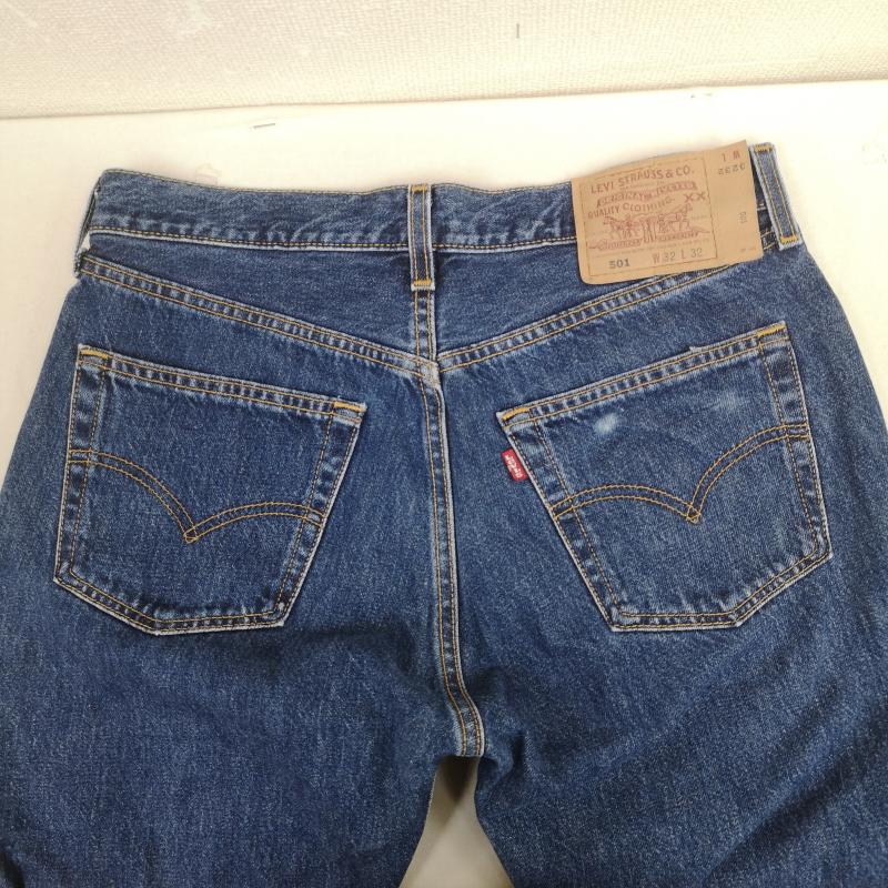 リーバイストラウスアンドコー Levi Strauss & co. パンツ デニム、ジーンズ ボタンフライ スモールe レギュラー ストレート デニム パンツ 501 32インチ インディゴ / インディゴ / Indigo メンズ USED 古着 中古 50169269