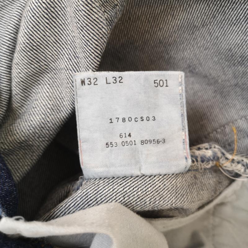 リーバイストラウスアンドコー Levi Strauss & co. パンツ デニム、ジーンズ ボタンフライ スモールe レギュラー ストレート デニム パンツ 501 32インチ インディゴ / インディゴ / Indigo メンズ USED 古着 中古 50169269
