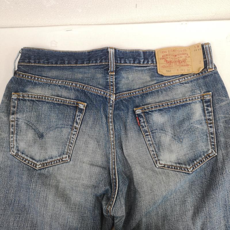 リーバイストラウスアンドコー Levi Strauss & co. パンツ デニム、ジーンズ ボタンフライ スモールe レギュラー ストレート デニム パンツ 501 34インチ インディゴ / インディゴ / Indigo メンズ USED 古着 中古 50169270