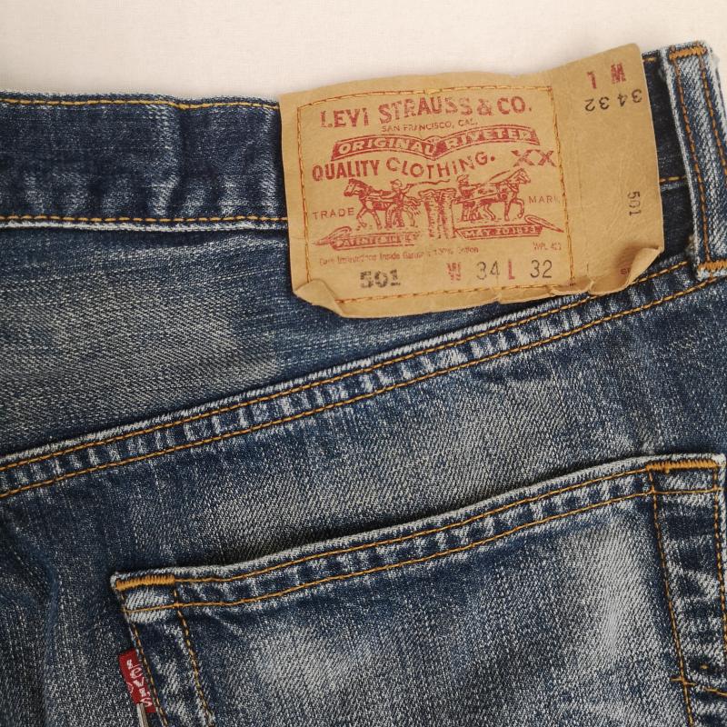 リーバイストラウスアンドコー Levi Strauss & co. パンツ デニム、ジーンズ ボタンフライ スモールe レギュラー ストレート デニム パンツ 501 34インチ インディゴ / インディゴ / Indigo メンズ USED 古着 中古 50169270