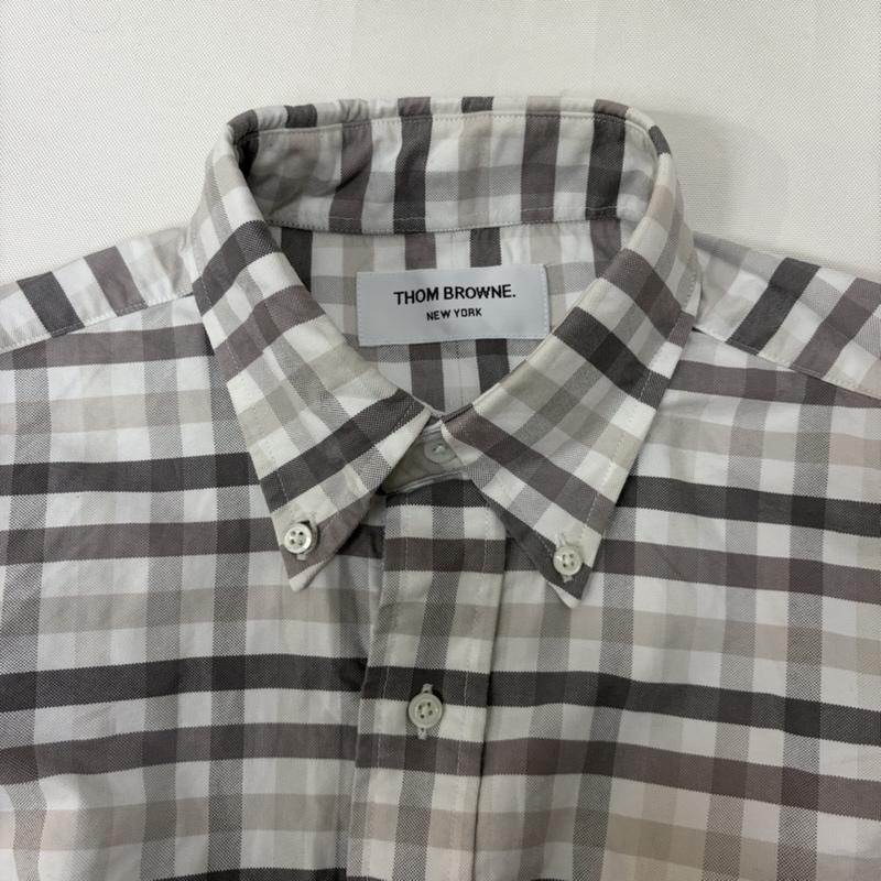 トムブラウン THOM BROWNE シャツ、ブラウス 半袖 MWS002 クラシック ボタンダウン 半袖シャツ 1 白 / ホワイト / white X 灰 / グレー / gray メンズ USED 古着 中古 50169311