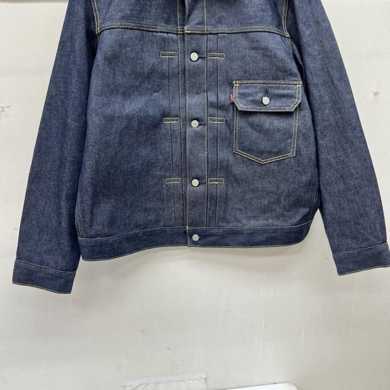 リーバイス Levi s ジャケット、上着 ジャンパー、ブルゾン 25AW TYPE 1 TRUCKER JAKET デニムジャケット L インディゴ / インディゴ / Indigo メンズ USED 古着 中古 50169376