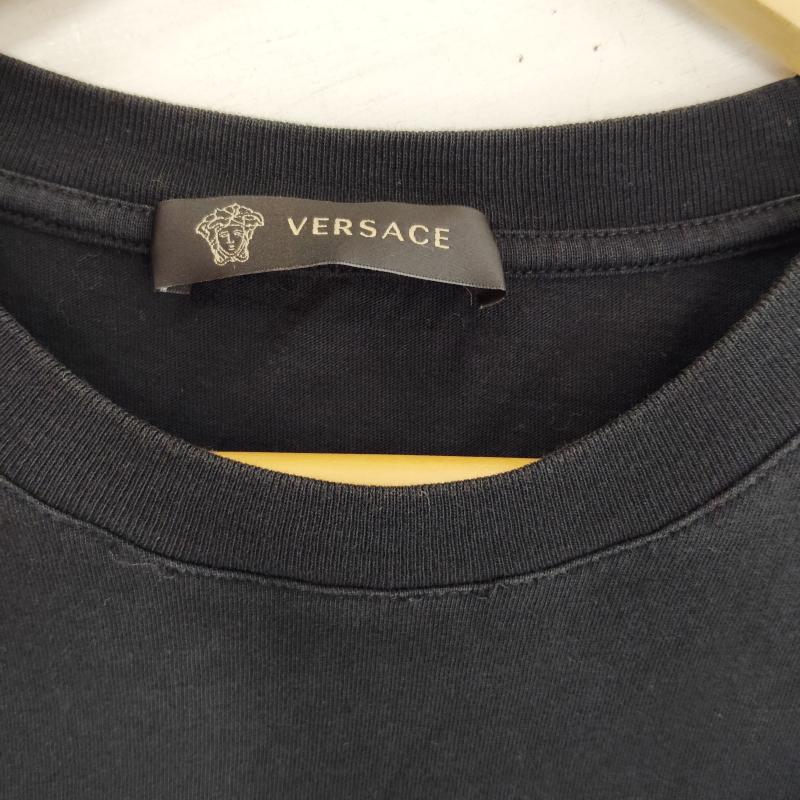 ヴェルサーチ VERSACE Tシャツ 半袖 ロゴ 刺繍 Tシャツ A87021S S 黒 / ブラック / black X 金 / ゴールド / gold color レディース USED 古着 中古 50169458