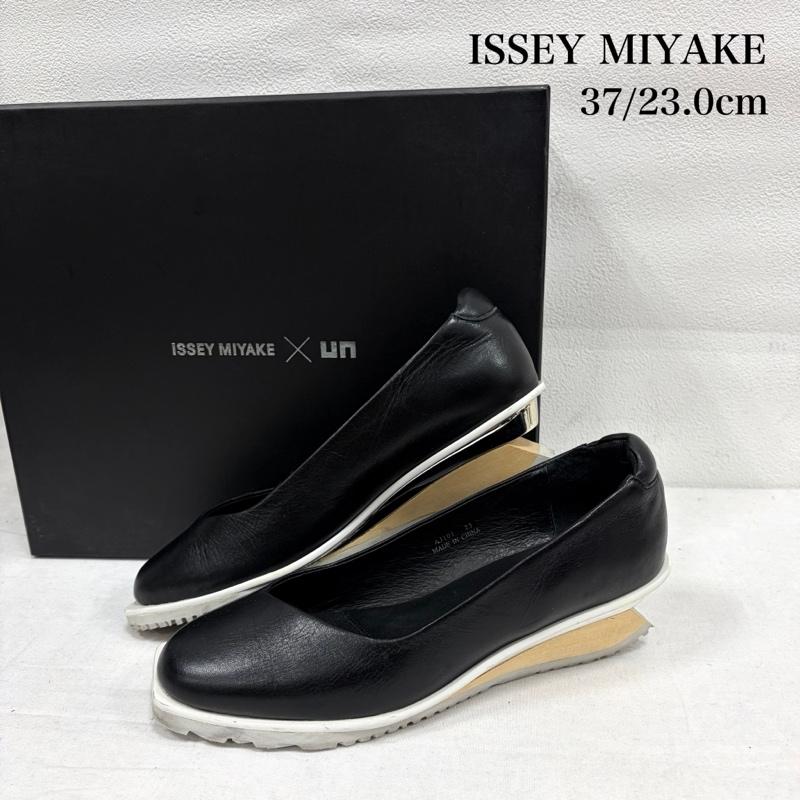 イッセイミヤケ ISSEY MIYAKE パンプス パンプス UNITED NUDE ユナイテッドヌード コラボ 変形 レザー パンプス ウッドソール メタル ラウンドトゥ 37 - 無地 黒 / ブラック / black レディース USED 古着 中古 50169476