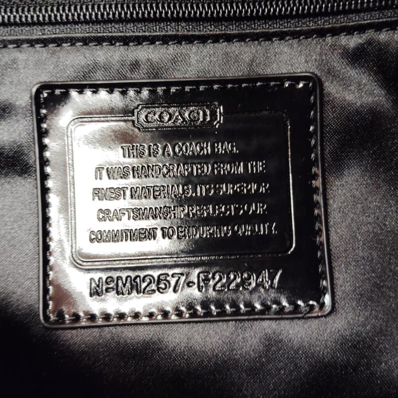 コーチ COACH トートバッグ トートバッグ トートバッグ ポピー シリーズ シグネチャー柄 F22947 - 黒 / ブラック / black レディース USED 古着 中古 50169479