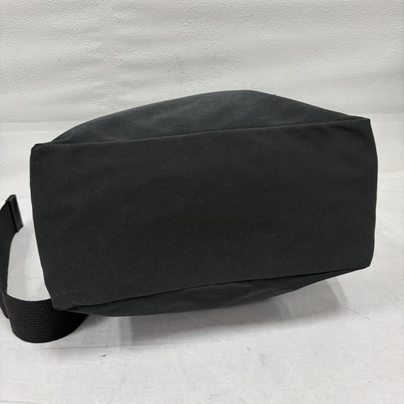エンダースキーマ Hender Scheme ショルダーバッグ ショルダーバッグ フラップ ショルダー バッグ FLAP SHOULDER スウェード 撥水 - 無地 黒 / ブラック / black メンズ USED 古着 中古 50169485