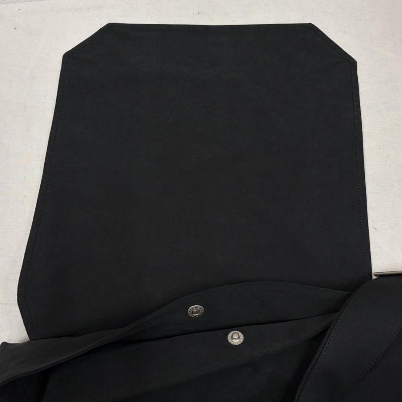 エンダースキーマ Hender Scheme ショルダーバッグ ショルダーバッグ フラップ ショルダー バッグ FLAP SHOULDER スウェード 撥水 - 無地 黒 / ブラック / black メンズ USED 古着 中古 50169485