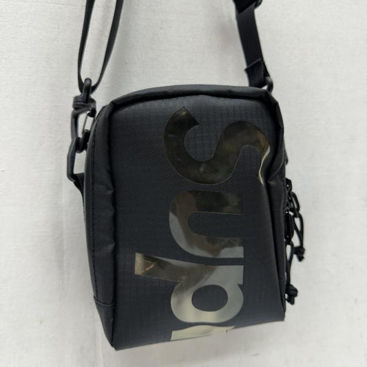 シュプリーム Supreme ショルダーバッグ ショルダーバッグ 21SS Neck Pouch Black 1.5L ネック ポーチ ボディー バッグ - 黒 / ブラック / black メンズ USED 古着 中古 50169492