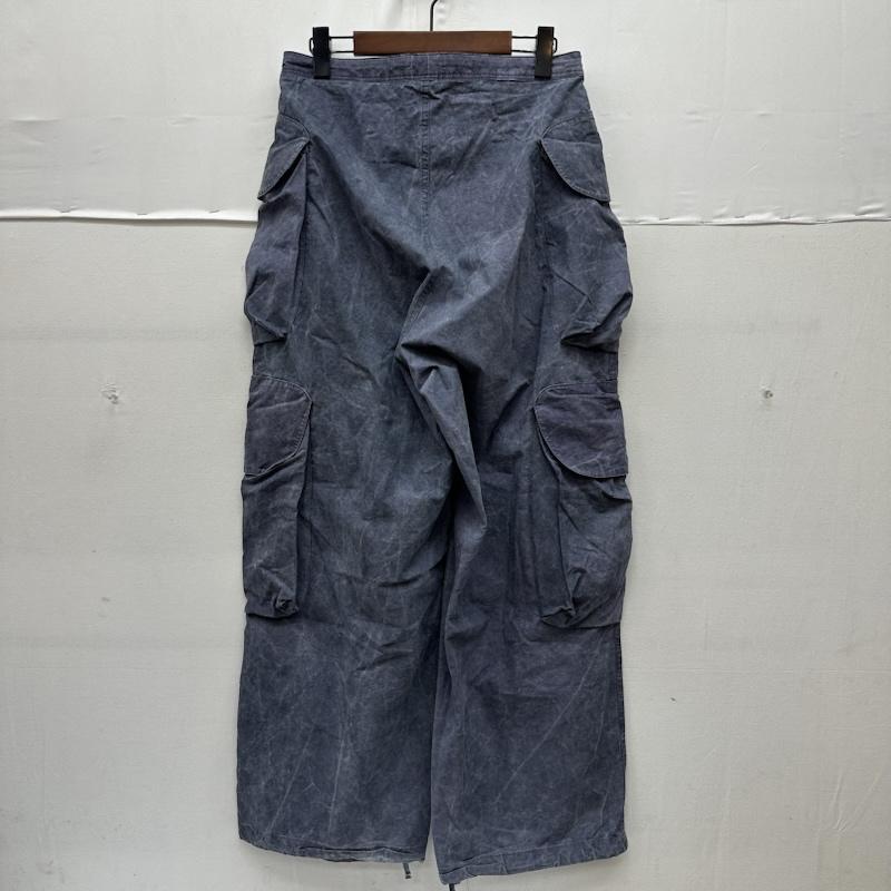 エンタイアスタジオ entire studios パンツ ワークパンツ、ペインターパンツ ストーンウォッシュ カーゴ パンツ ES2104 PO031 S 紺 / ネイビー / navy X 紫 / パープル / purple メンズ USED 古着 中古 50169501
